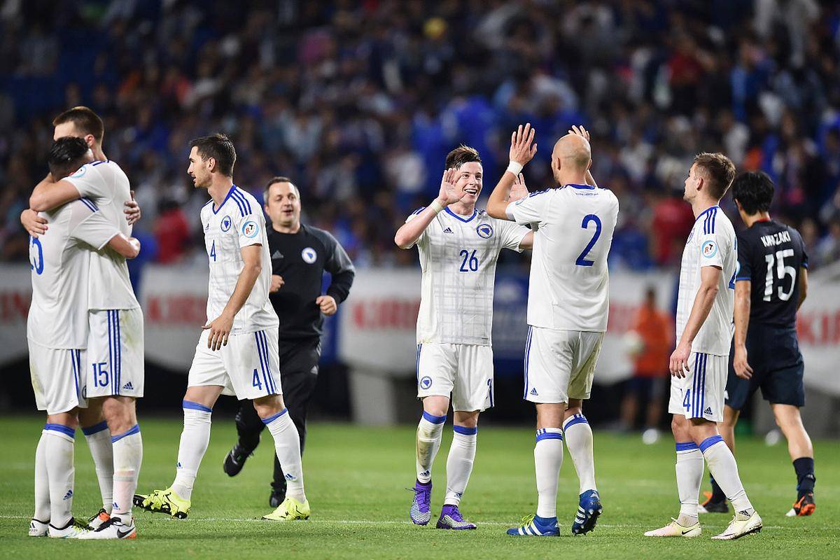 南安普顿客场逼平布莱顿，争取积分的简单介绍