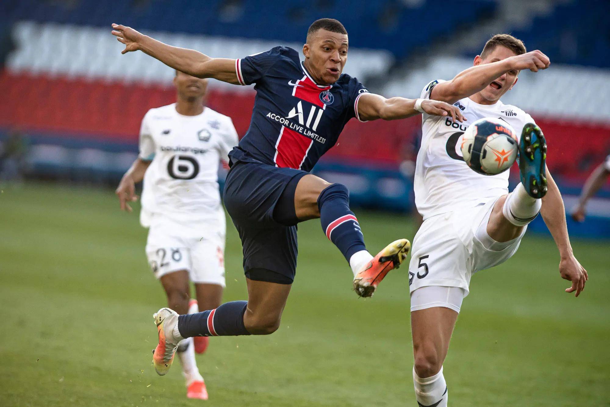 爱游戏官网-巴黎圣日耳曼豪取胜利，助力晋级欧国联的简单介绍