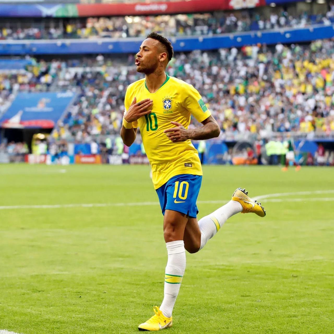 爱游戏体育官网-包含巴西队在国际赛场上崭露头角吸引众人关注的词条