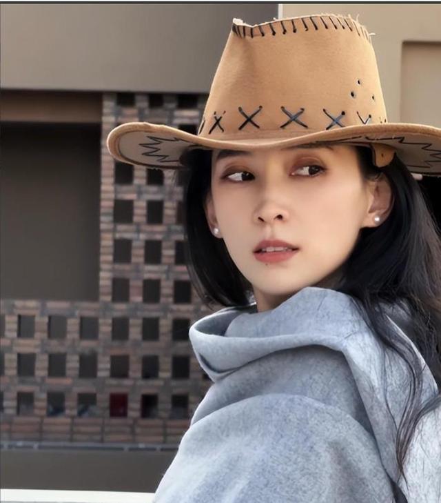 包含意大利新秀崭露头角，实力超群的词条