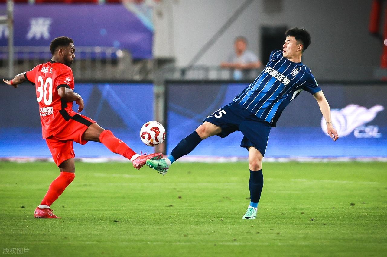 爱游戏官网-球队后备队伍崛起，备战下一场大战