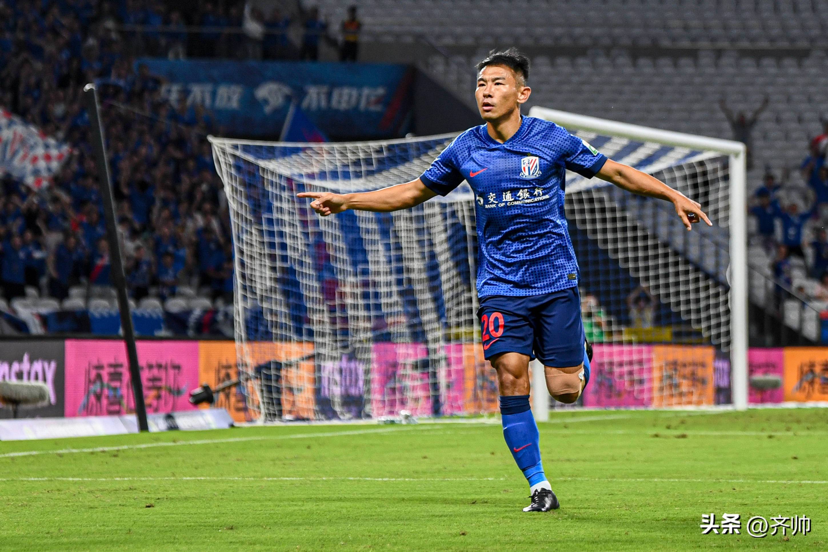 申花前锋人赛场状态百态,备战冲击榜首希望匮乏的简单介绍 申花前锋人赛场状态百态,备战冲击榜首希望匮乏的简单介绍