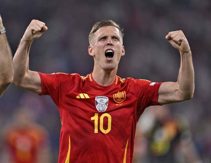 摩纳哥足球俱乐部在赛场上大获全胜