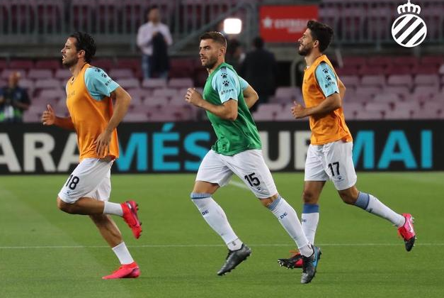 泰国球队迎来重要一战，决胜之际