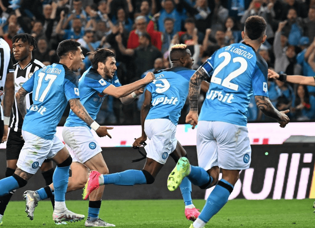 爱游戏官方登录入口-那不勒斯遭遇主场惨败，冲击联赛前四的简单介绍