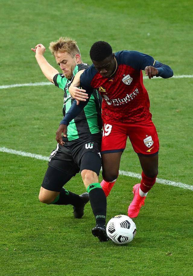 爱游戏app下载-纽卡斯尔主场大胜伯恩利，实现主场三连胜的简单介绍