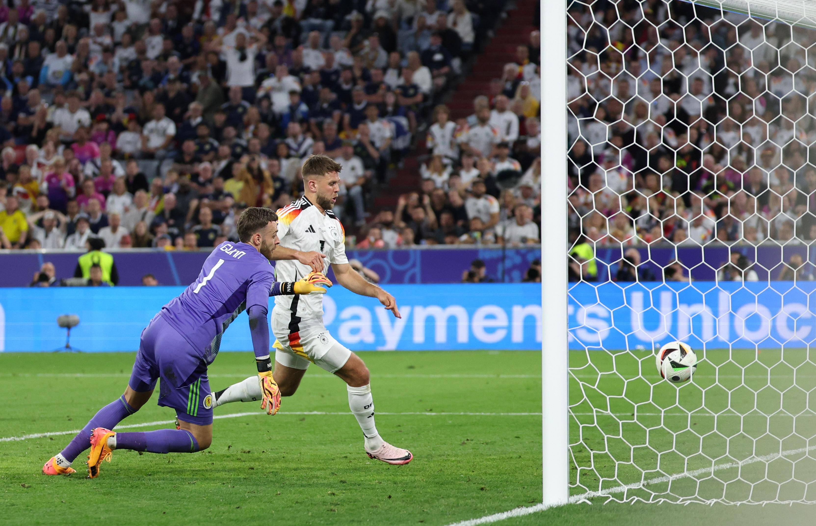 爱游戏在线登录-斯洛伐克被乌拉圭击败欧锦赛出线任务艰巨的简单介绍