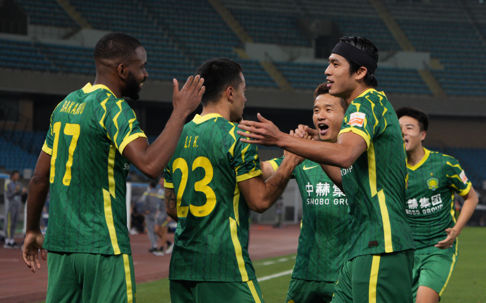 爱游戏网页版登录入口-英格兰队备战强敌！全力争取胜利，坚守积分榜前列的简单介绍