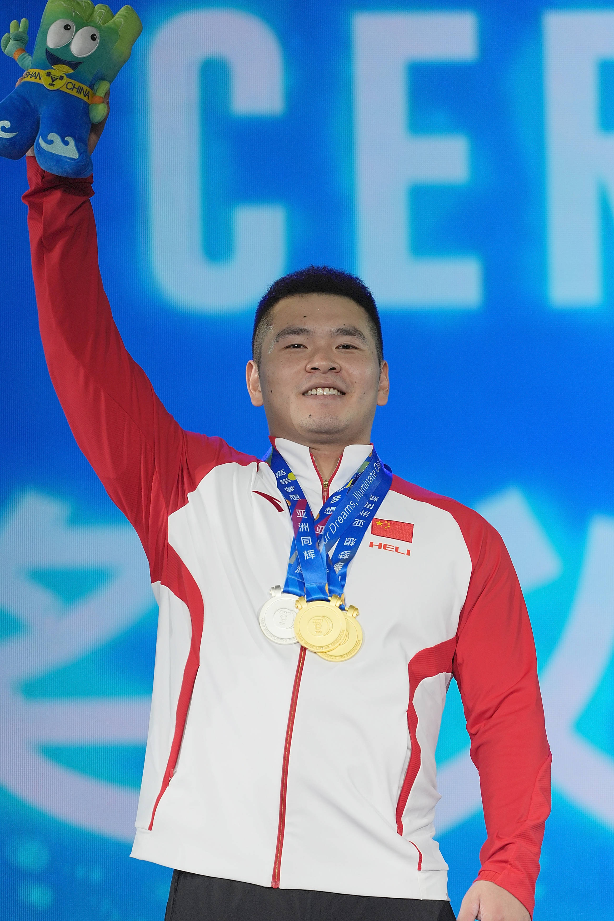 中国举重选手领衔夺金——稳居第一的简单介绍 中国举重选手领衔夺金——稳居第一的简单介绍