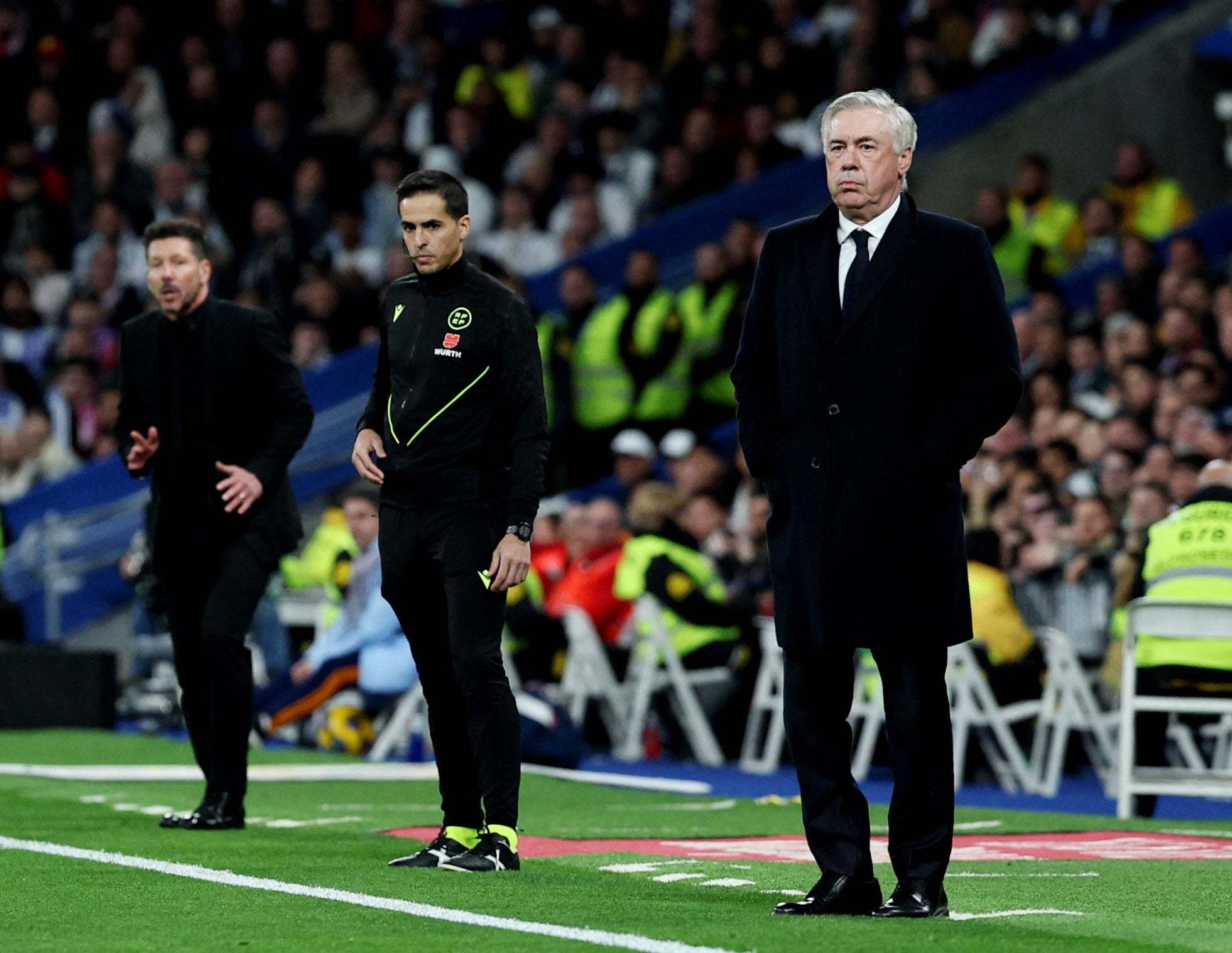 不莱梅客场逼平对手，表现持续低迷