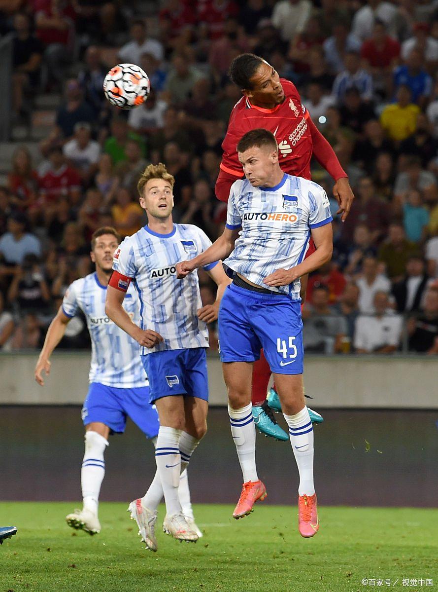 柏林赫塔遇强敌汉堡,球队面临挑战 柏林赫塔遇强敌汉堡,球队面临挑战