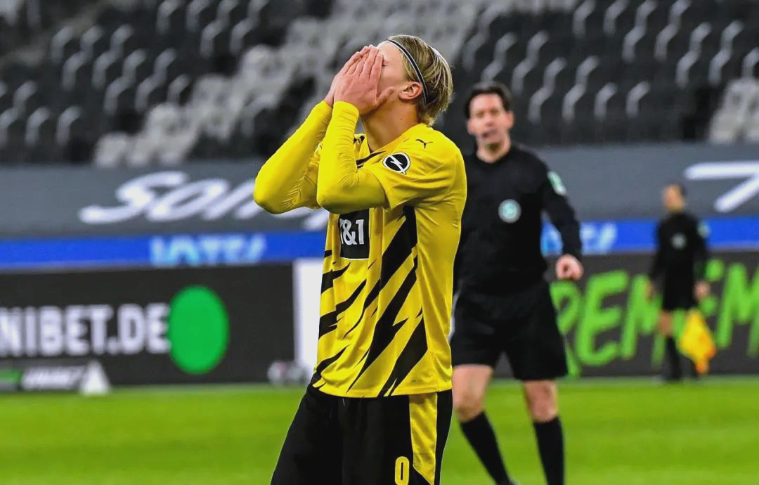 爱游戏登录入口-多特蒙德遭遇困境，球员受伤影响战况的简单介绍