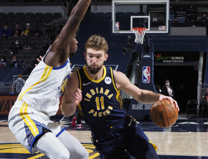 关于鲁迪盖伊砍下分太阳击溃步行者的信息