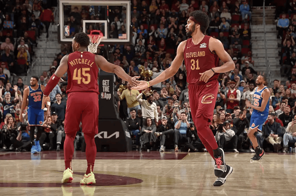 步行者全队高效进攻,轻取对手取得胜利的简单介绍 步行者全队高效进攻,轻取对手取得胜利的简单介绍