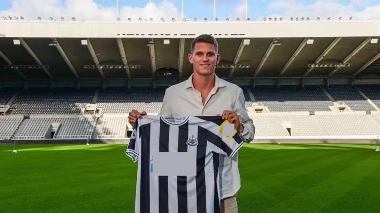 爱游戏体育官网-里尔主帅透露新赛季引援计划