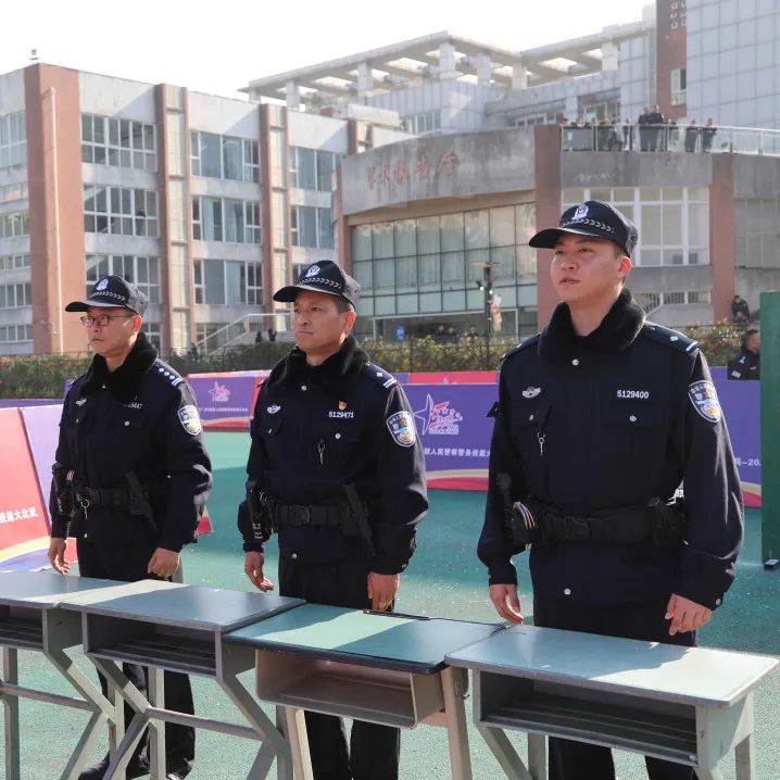 爱游戏登录-争分夺秒！各队战术精益求精的简单介绍