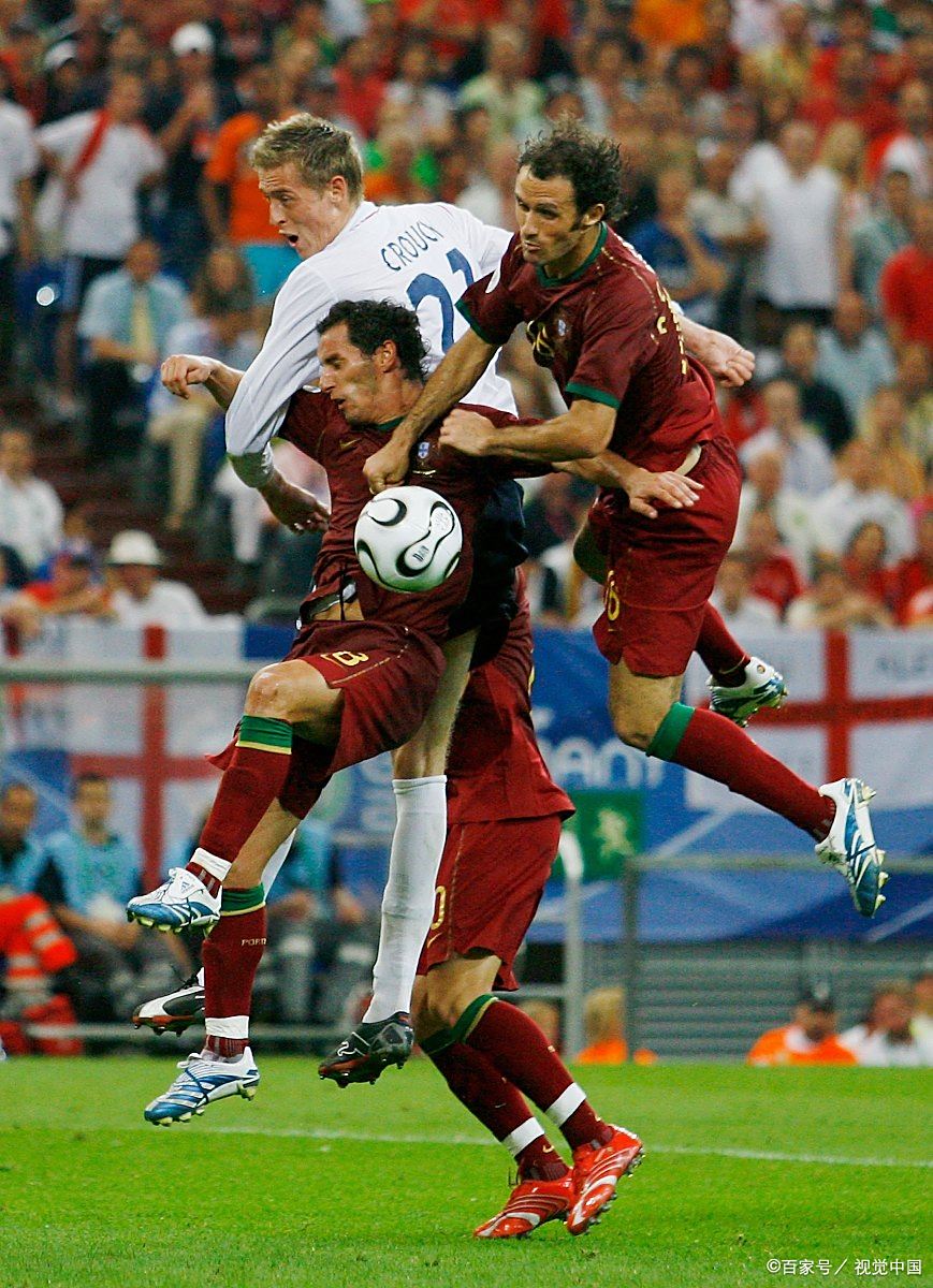 爱游戏官网-西西里球员顽强拼搏，团结协作终将攻克难关的简单介绍