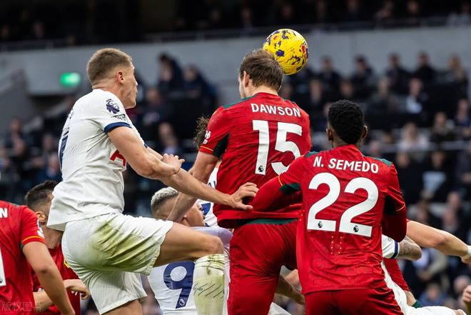 柏林联盟主场胜多特蒙德，逆袭成功