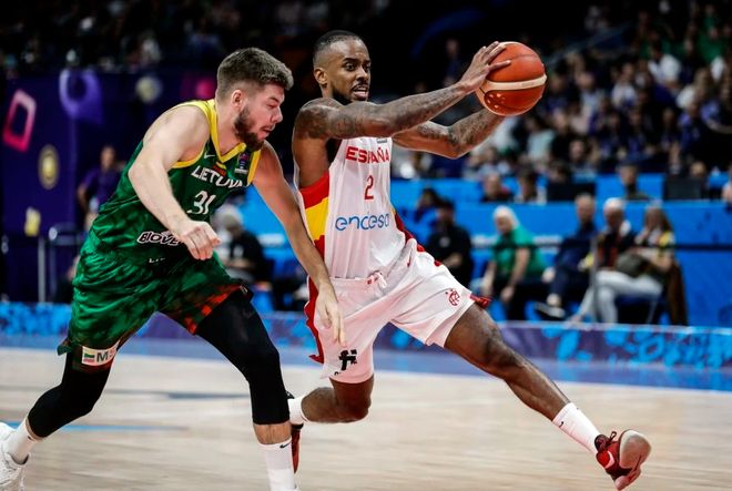 西班牙豪胜芬兰,锁定欧洲杯半决赛名额 西班牙豪胜芬兰,锁定欧洲杯半决赛名额